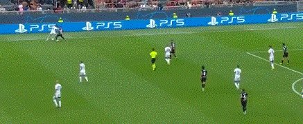 【欧冠】莱昂造点球+助攻 吉鲁破门 AC米兰3比1首胜